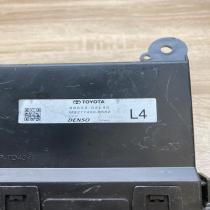 88650 02L40 MV277400 8682  Climate control unit Toyota Corolla E210 E21