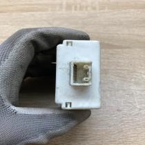 208941 110 11490065C  Door central lock control unit/module Toyota Sienna XL20 I