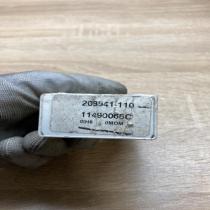 208941 110 11490065C  Door central lock control unit/module Toyota Sienna XL20 I