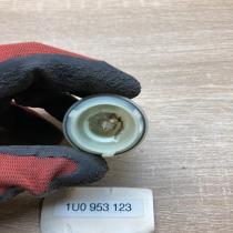 1U0953123 1U0 953 123  Tail light bulb cover holder Skoda Octavia Mk1 (1U)