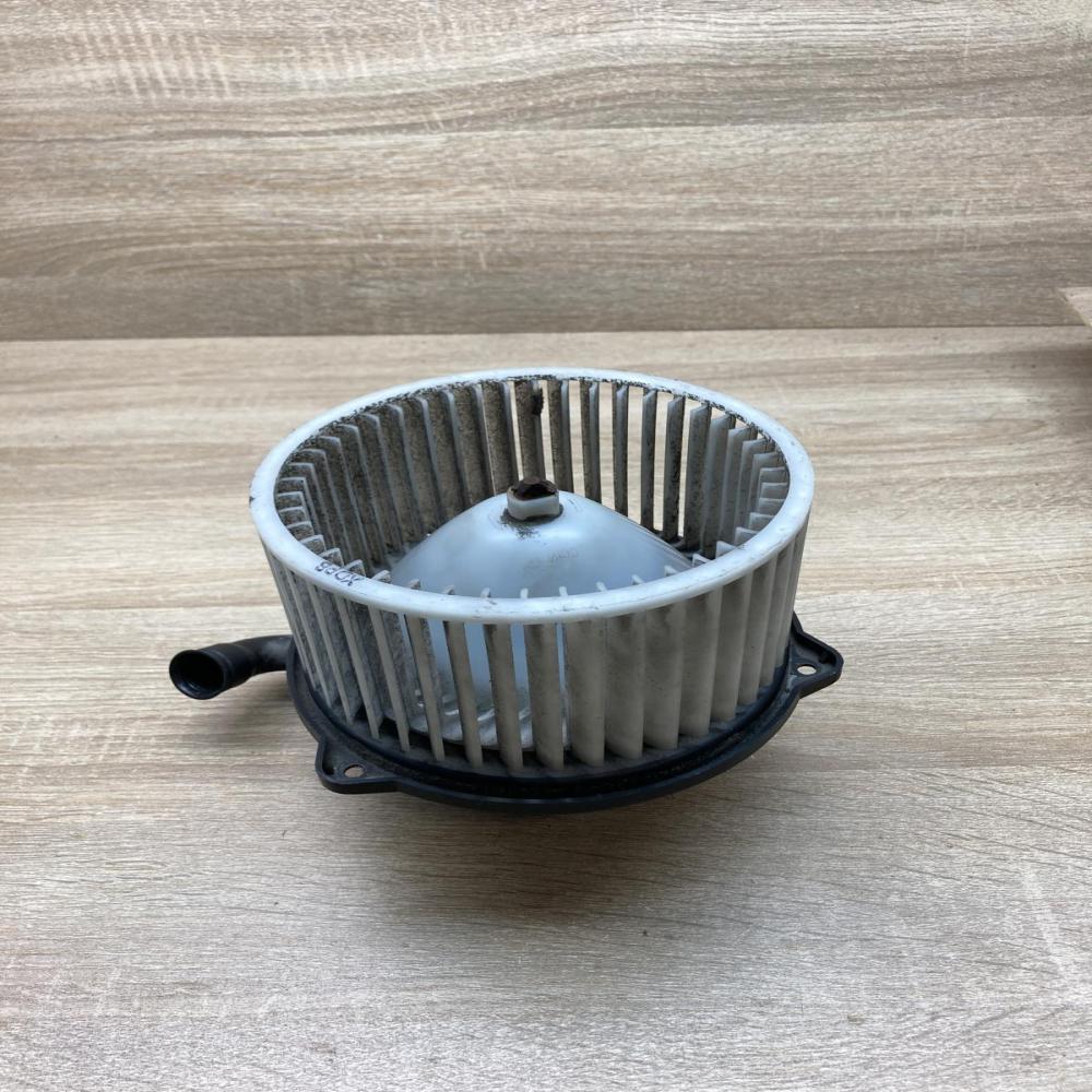 97113 2D000   Heater fan/blower Hyundai Elantra