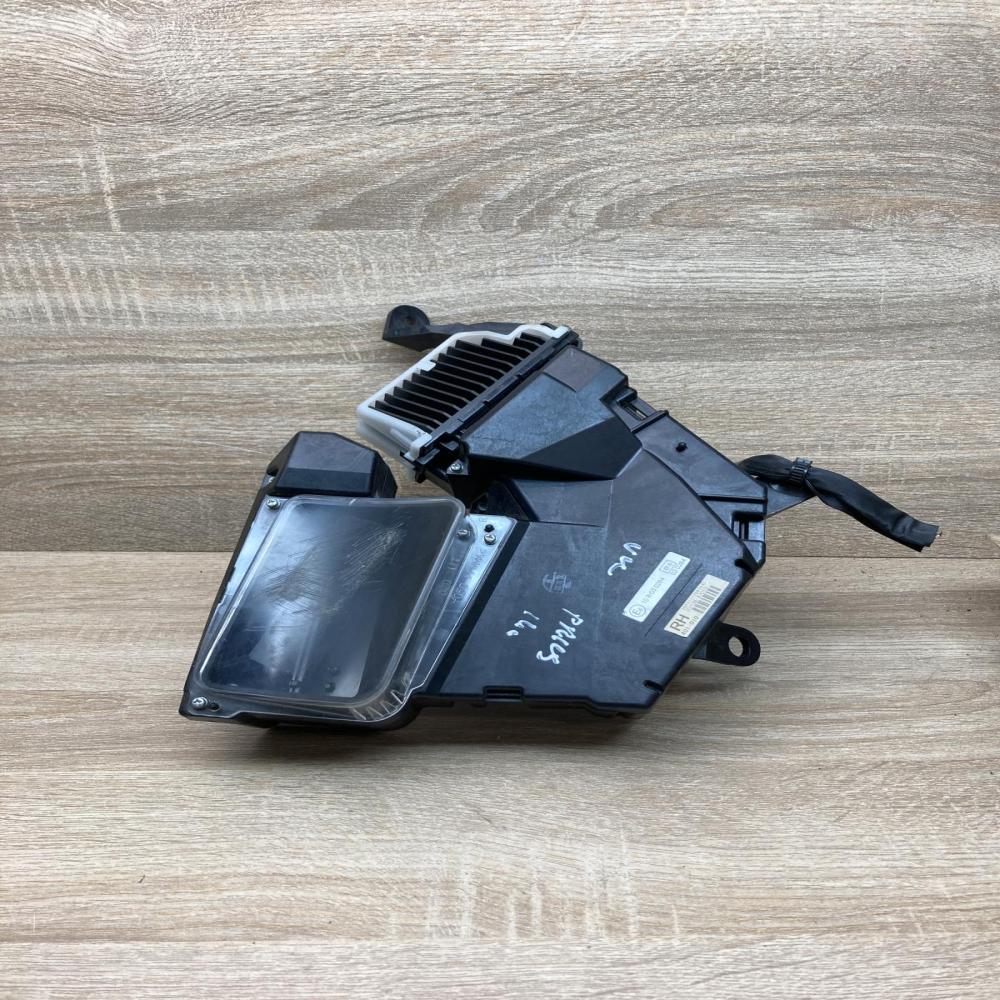 83108 47010   Head up display screen Toyota Prius (XW30)