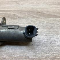 K5T45592   Camshaft vanos timing valve Mitsubishi Eclipse