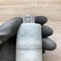 1004696 61921  Windscreen/windshield washer pump Cadillac Escalade