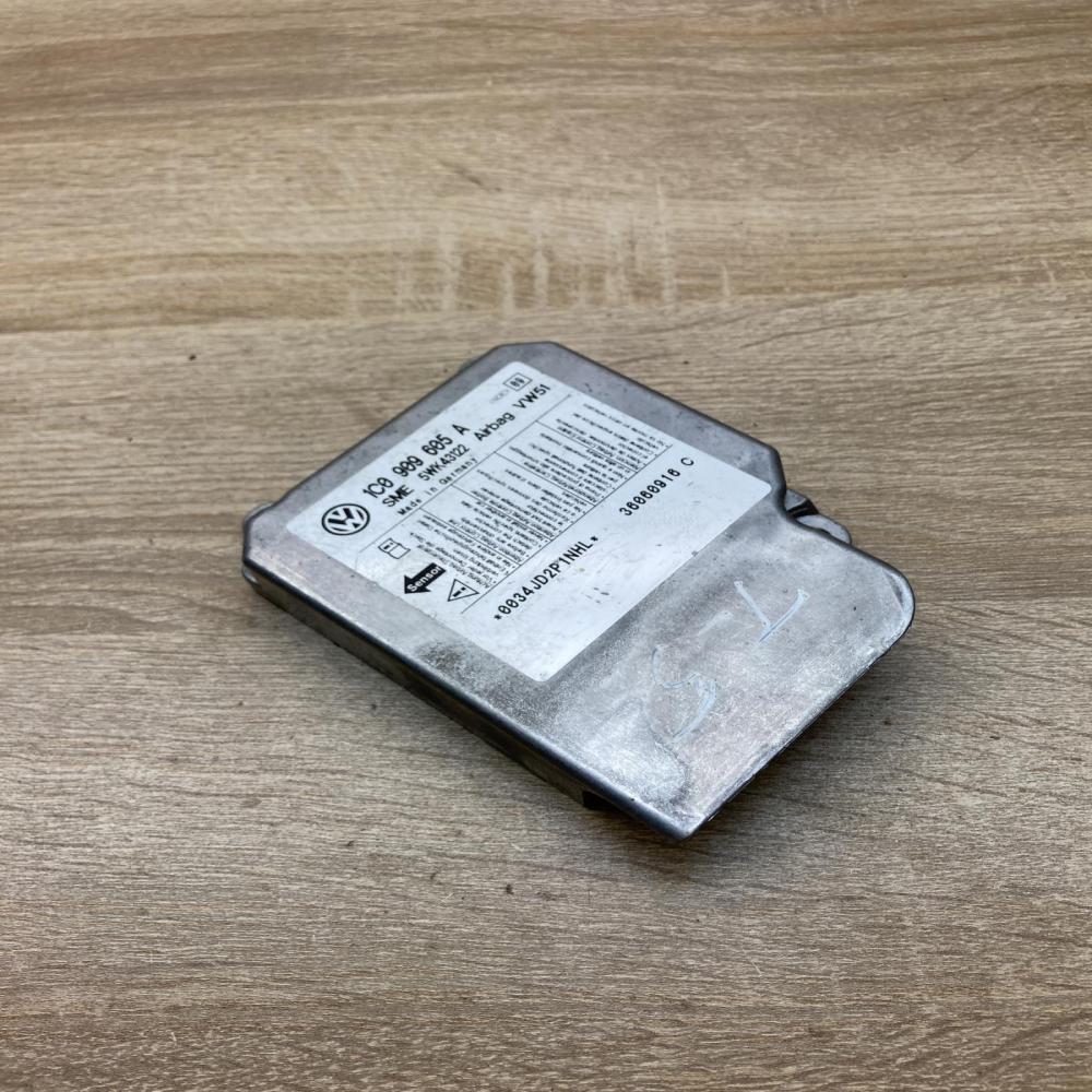 1C0909605A 5WK43122  Airbag control unit/module Volkswagen Transporter - Caravel