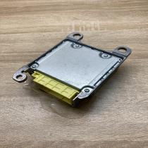 89170 02560 215537 106  Airbag control unit/module Toyota Auris 150