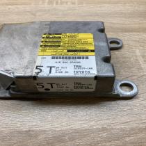 89170 02560 215537 106  Airbag control unit/module Toyota Auris 150