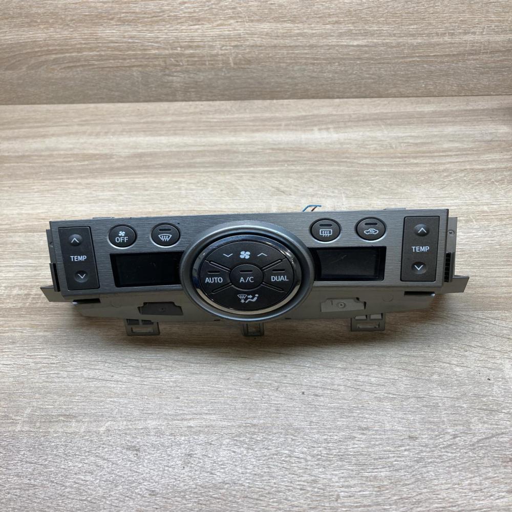 55900 0F080 9G01  Climate control unit Toyota Verso