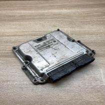 P04727661AB 0281010290  Engine control unit/module ECU Chrysler Voyager