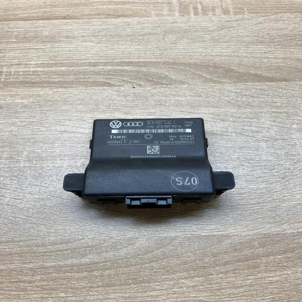 3C0907530C 3C0907951A  Gateway control module Volkswagen PASSAT B6