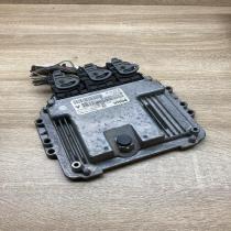 9664843780 0281013872  Engine control unit/module ECU Peugeot 308