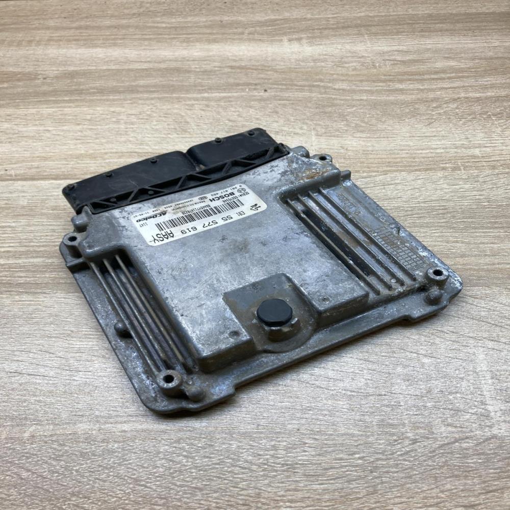 55577619   Engine control unit/module ECU Opel Insignia A