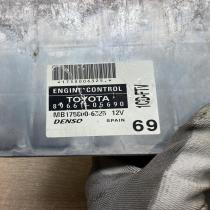 89661 05690 8966105690 MB175800 6325 Engine control unit/module ECU Toyota Avens