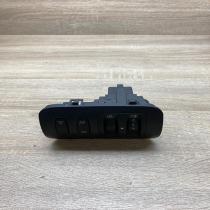 8200095495B 8200095495 B  Headlight level height control switch Renault Megane I