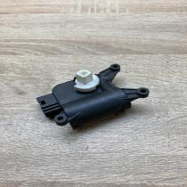 0132801363   Air flap motor/actuator Volkswagen PASSAT B6