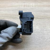 0132801363   Air flap motor/actuator Volkswagen PASSAT B6