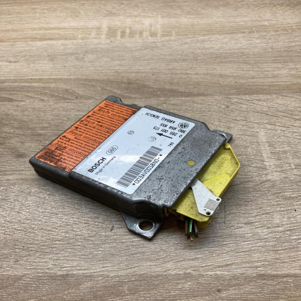 3B0959655 0285001173  Airbag control unit/module Volkswagen PASSAT B5