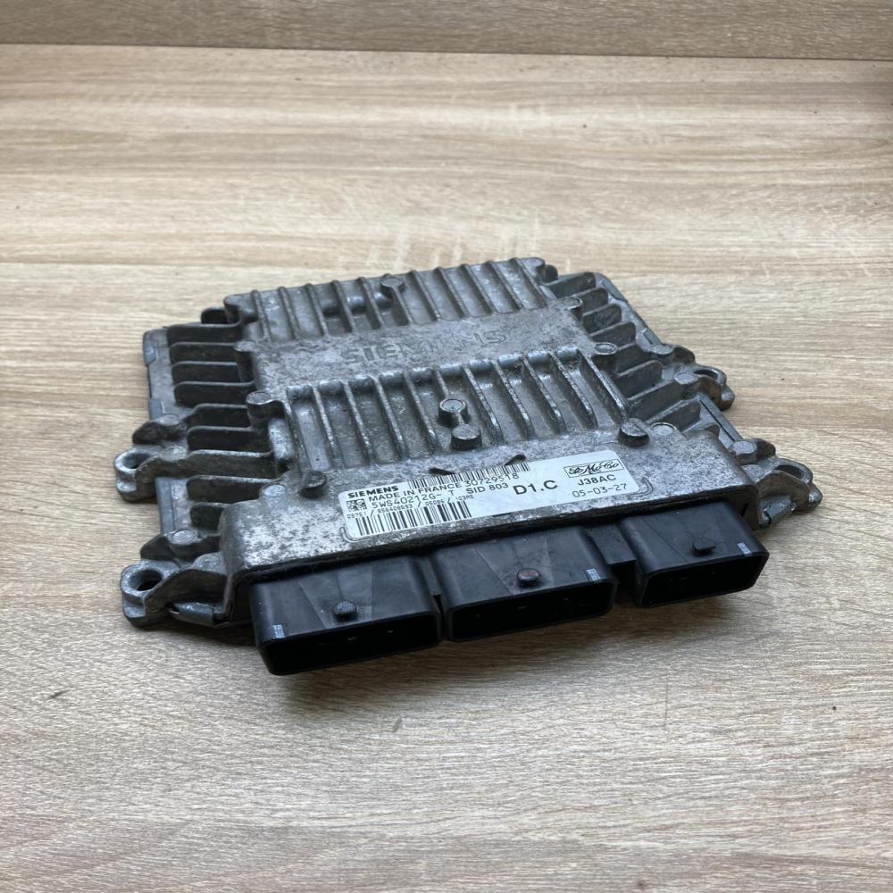 30729518 5WS40212G  Engine control unit/module ECU Volvo V50