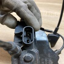 241104 0845 027776  Front door lock Renault Megane II