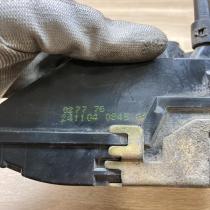 241104 0845 027776  Front door lock Renault Megane II