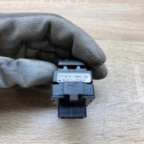 84810 0F010 848100F010  Electric window control switch Toyota Corolla Verso AR10