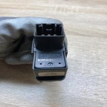 8685288   Electric window control switch Volvo S60