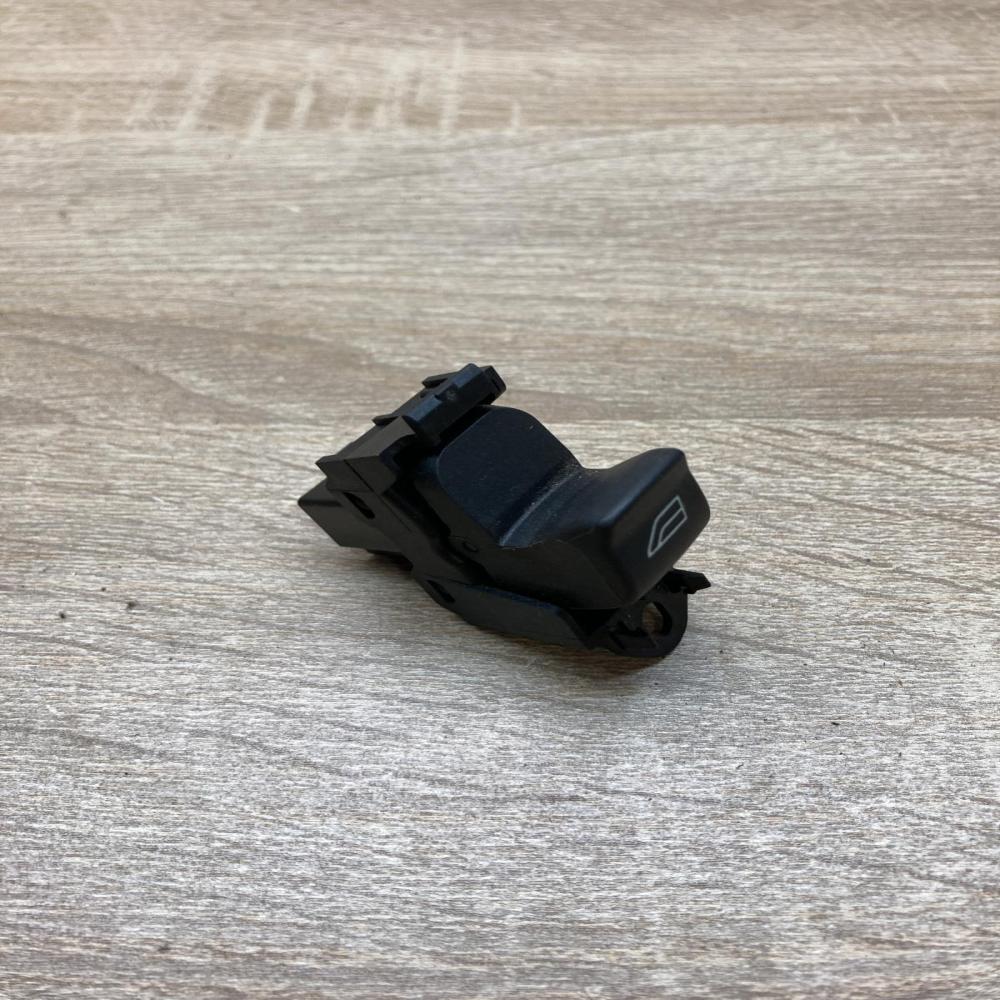 Volvo window switch   Electric window control switch Volvo S60