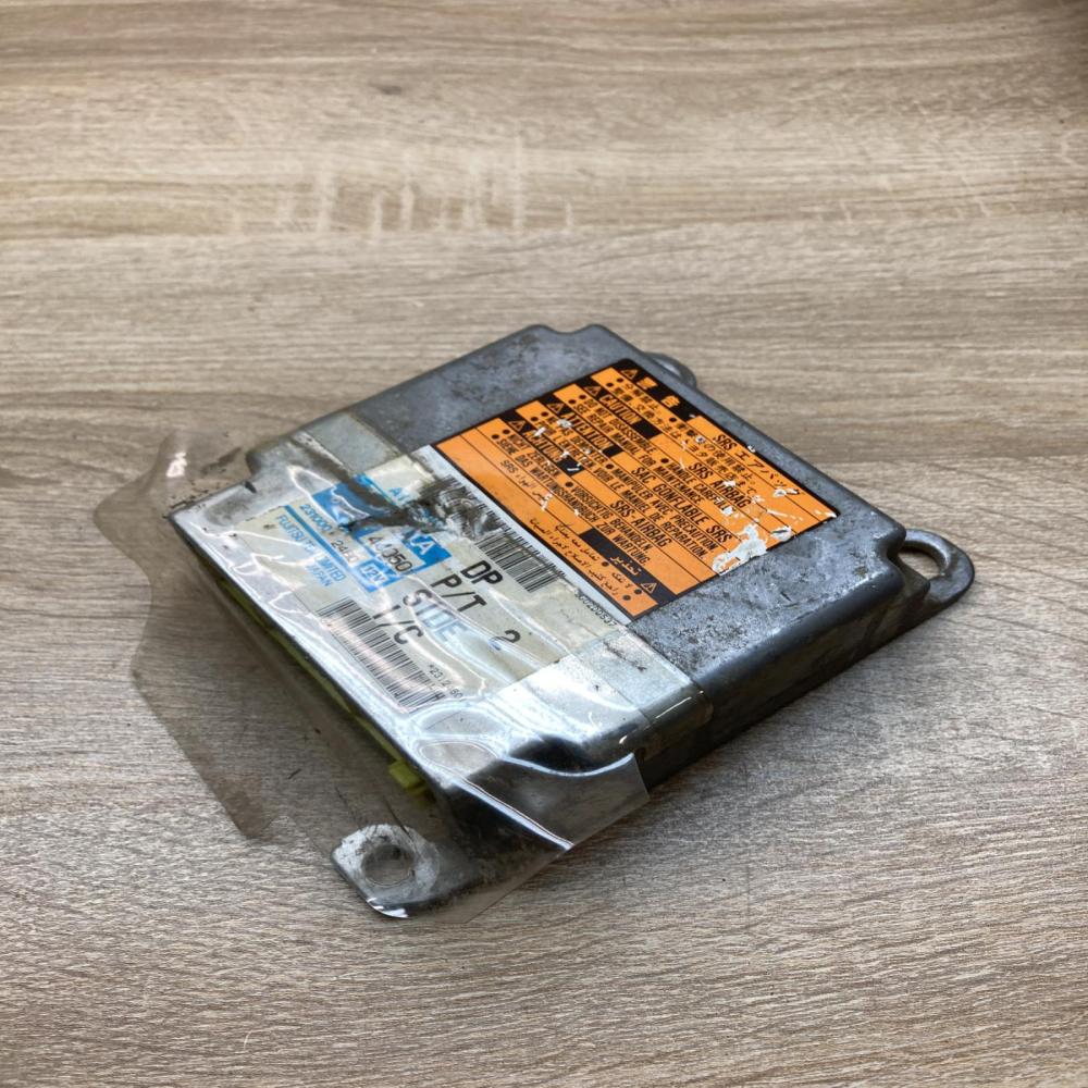 89170 44050 8917044050  Airbag control unit/module Toyota Avensis T220
