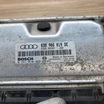 038906019DE 0281010469  Engine control unit/module ECU Audi A3 S3 8L