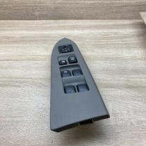 MR400711   Electric window control switch Mitsubishi Galant