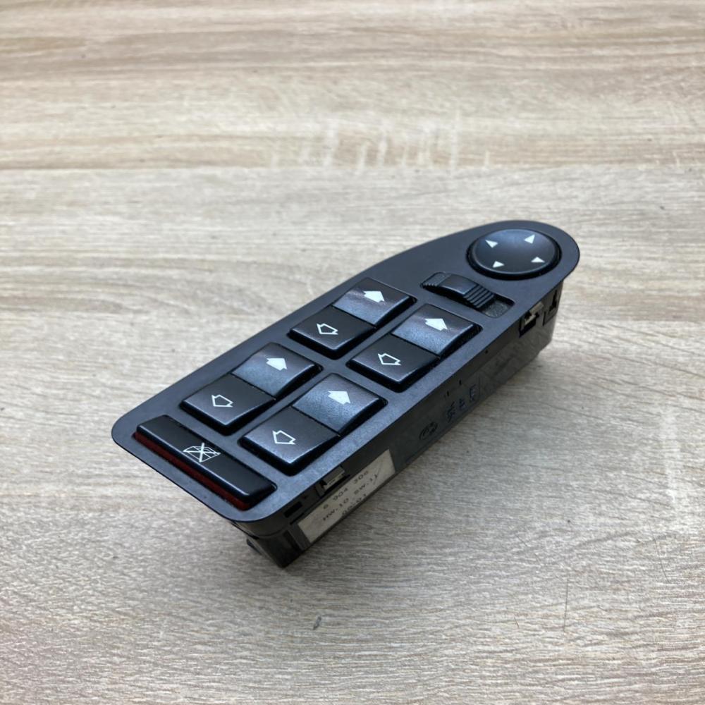6904306   Electric window control switch BMW 5 E39