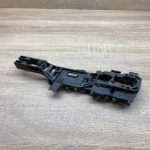 8200076073   Front door exterior handle/bracket Renault Megane II