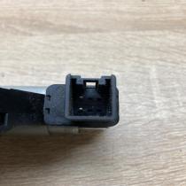 G22C5958X   Rear door window regulator motor Mazda 6