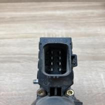 1321000350 0130821756  Front door window regulator motor Ford Focus