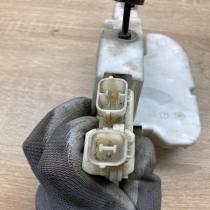 22305G   Front door lock Nissan Pathfinder R51