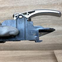 22305G   Front door lock Nissan Pathfinder R51