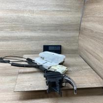 22305G   Front door lock Nissan Pathfinder R51