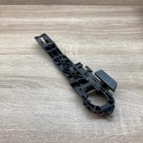 80611 AV600 80611AV600  Front door exterior handle/bracket Nissan Primera