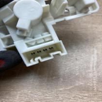 7183842   Tail light bulb cover holder BMW 3 E90 E91