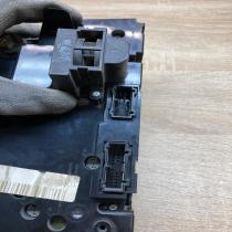 8697140 M425320  Climate control unit Volvo S60