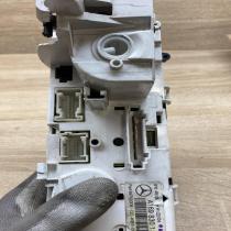 A1698301585   Climate control unit Mercedes-Benz A W169