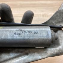 7700423583   Rear window wiper motor Renault Laguna I