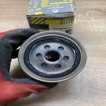 8200007832   Oil filter cover Volvo S40, V40