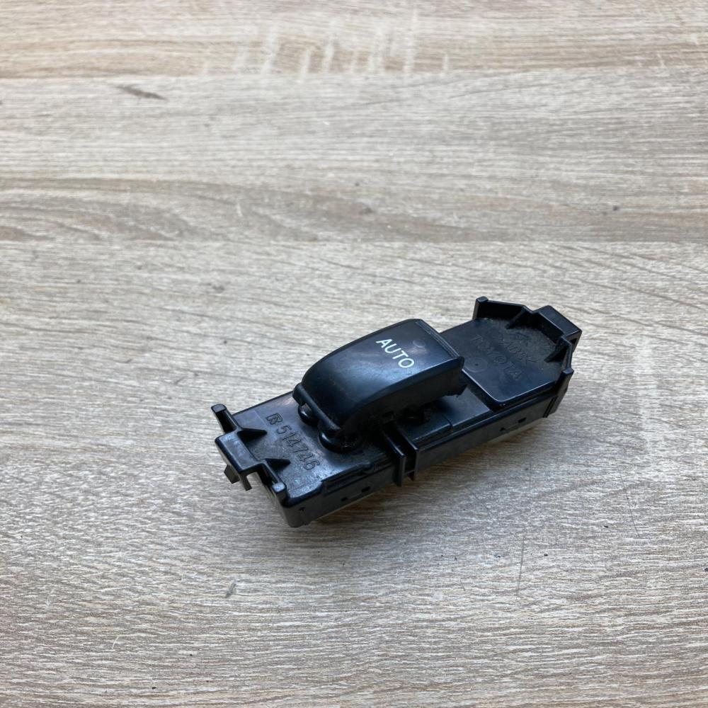 84030 13031 8403013031 514746 Electric window control switch Toyota Corolla E120