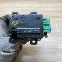 063800 1981   Air flap motor/actuator Lexus GS 300 350 430 450H