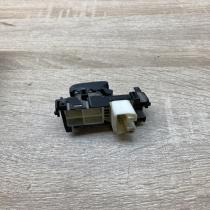 829 207 TOYOTA window switch  Electric window control switch Toyota Avensis T220