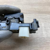 829 207 TOYOTA window switch  Electric window control switch Toyota Avensis T220