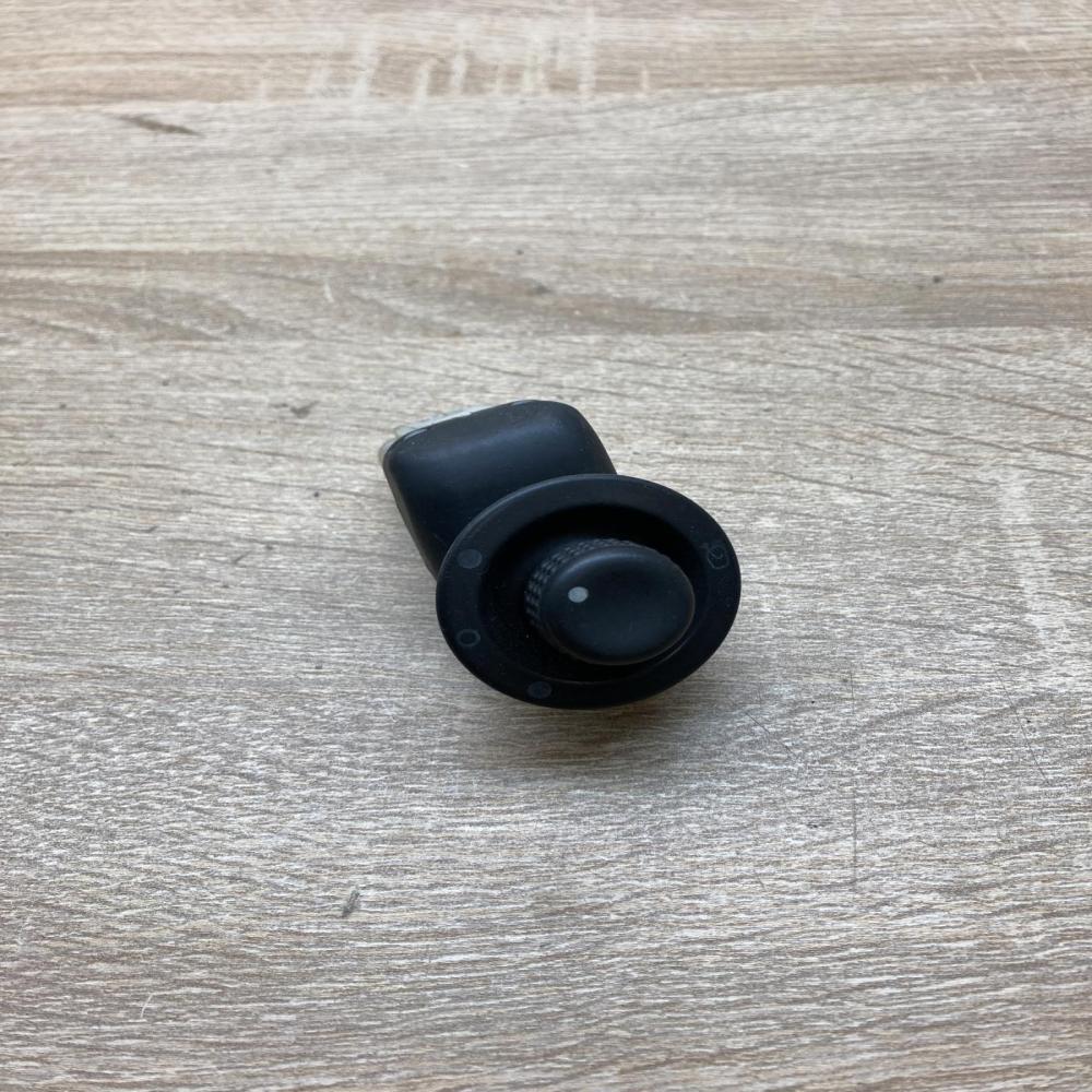 RENAULT Mirror switch   Wing mirror switch Renault Megane II