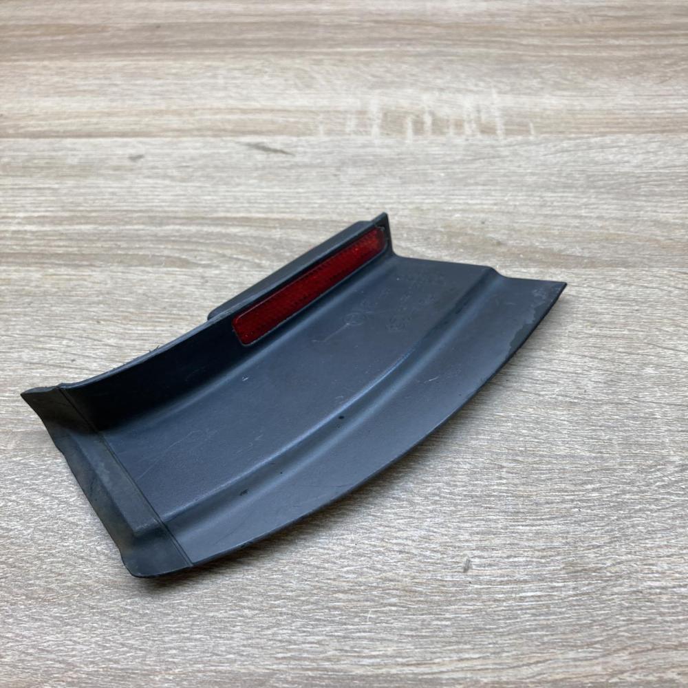 3C9945311   Rear/tail light trim molding Volkswagen PASSAT B6
