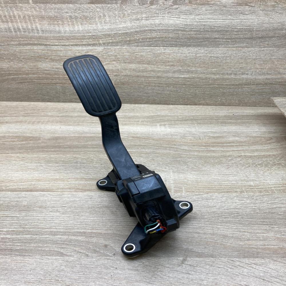 78110 02210 19315A2 NK Accelerator throttle pedal Toyota Corolla E210 E21